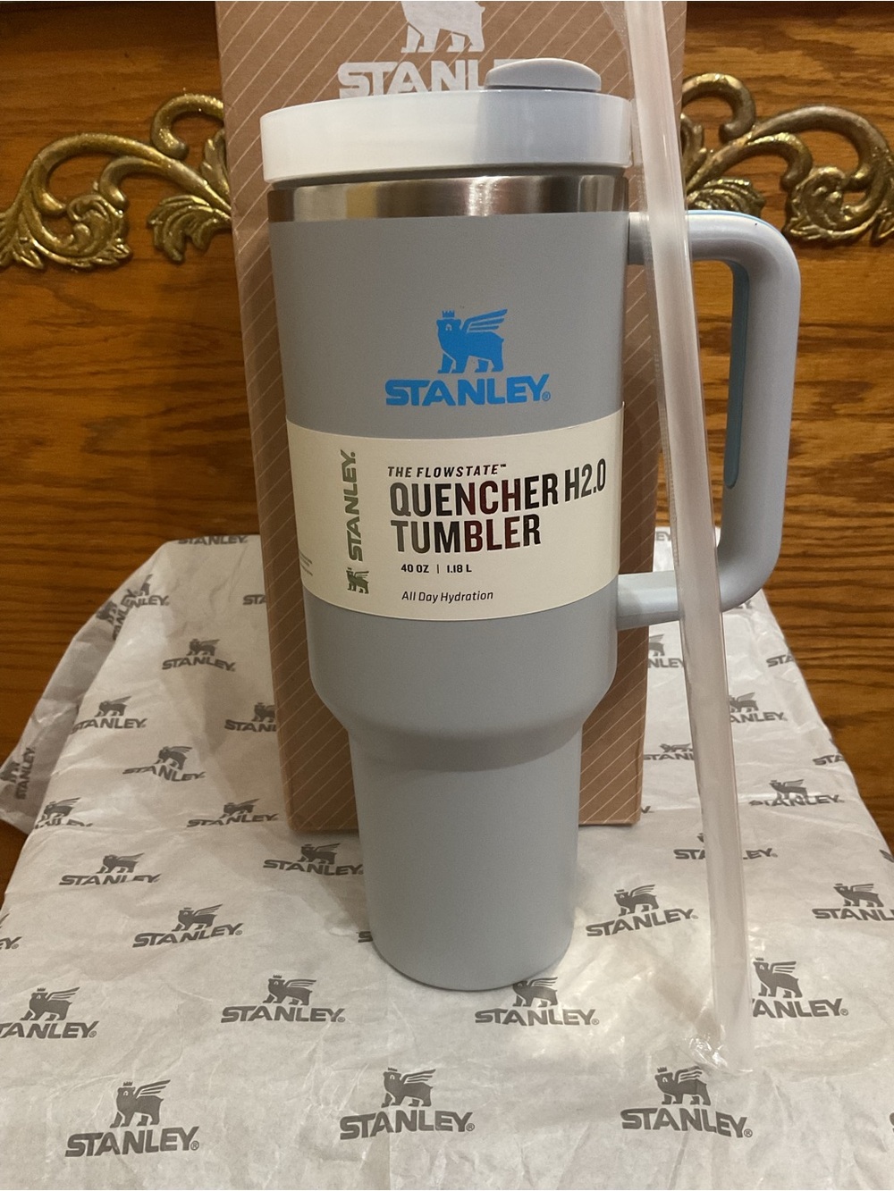 Stanley Quencher Tumbler in Light Gray with White Lid and Handle